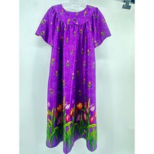 Vintage Purple Tulip Floral Muumuu House Dress Short Sleeve Garden Nightgown